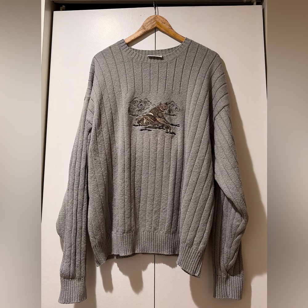 Northern Elements vintage 90s embroidered wolf knit sweater